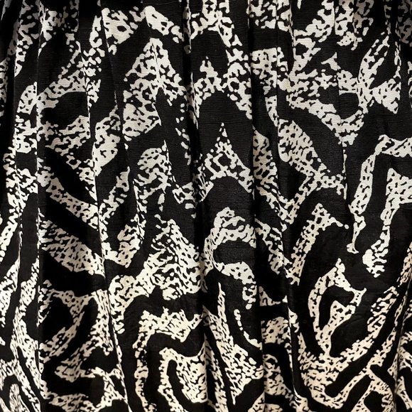 90s Vintage Hearts Black and White Abstract Print Rayon Midi Dress with Cutout - Picture 4 of 7